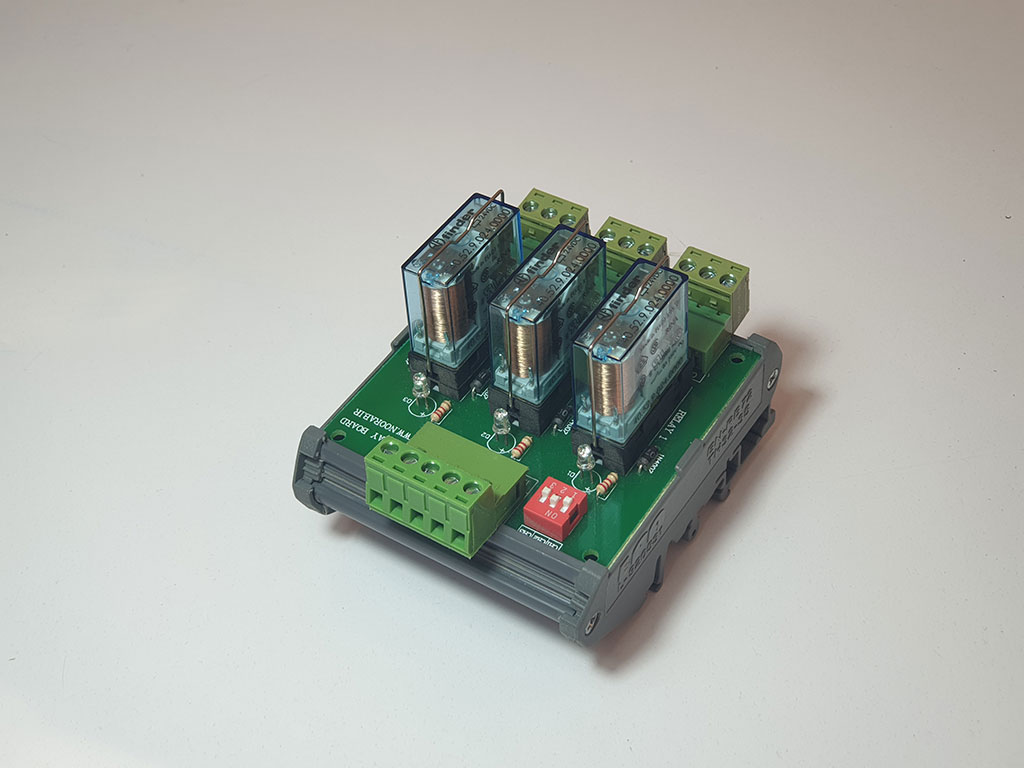 RELAY CARD