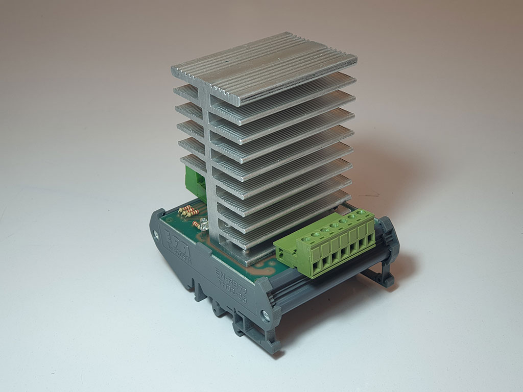 RGB AMPLIFIER