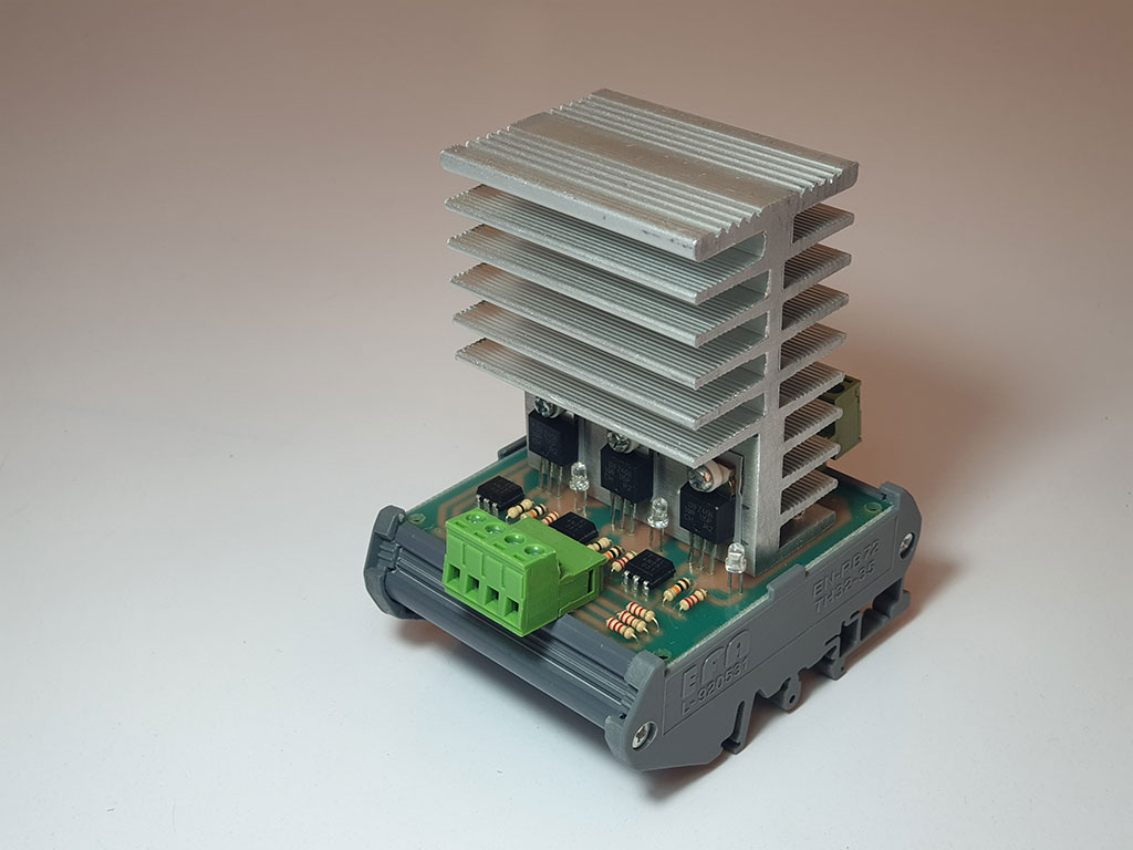 RGB AMPLIFIER