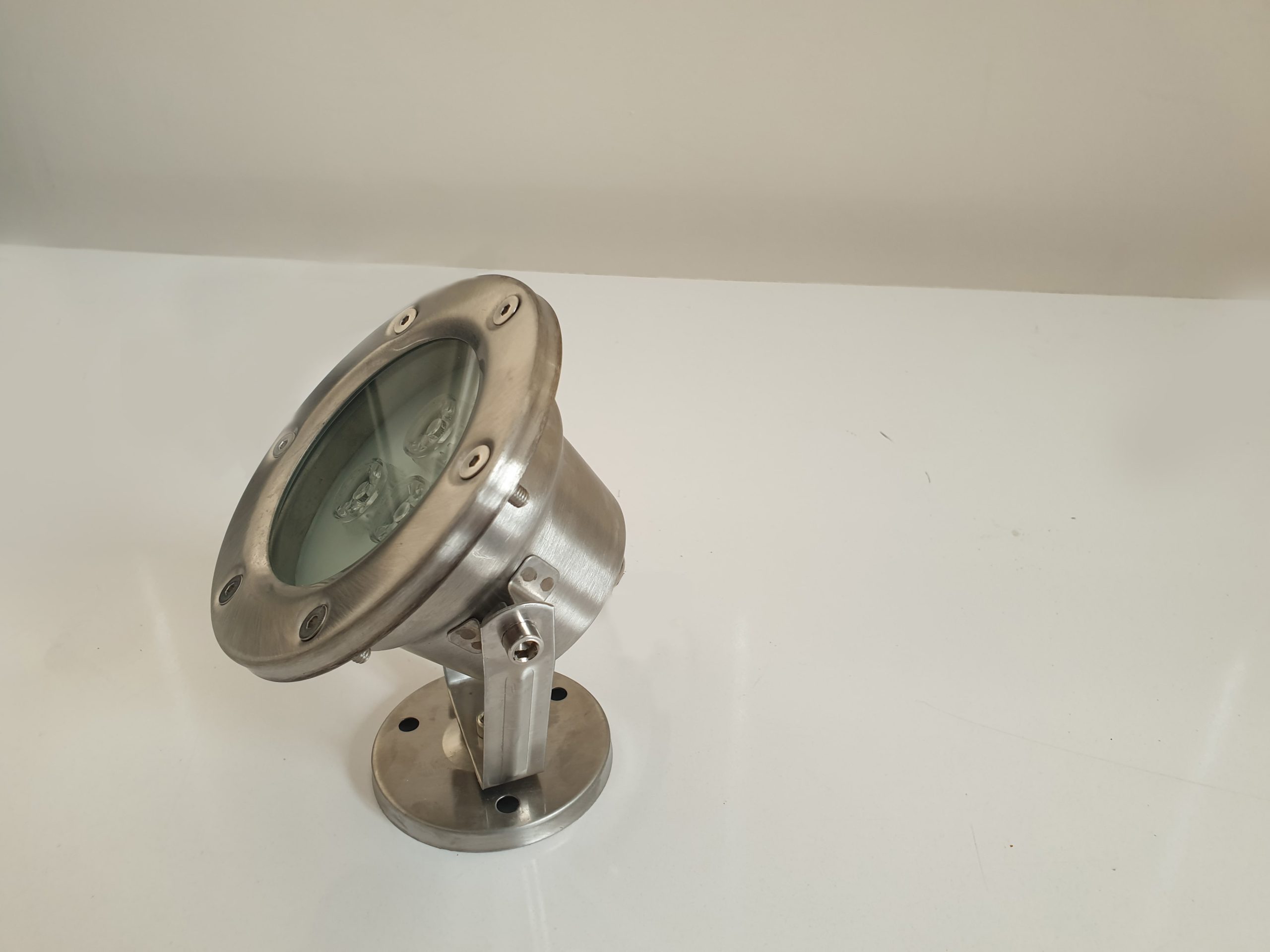 9w full color fountain light